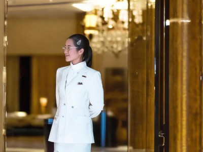 彭蝶飞酒店服务礼仪指南